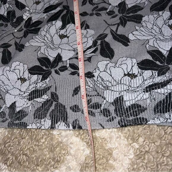 Zara size  S sweater like new - Picture 6 of 7